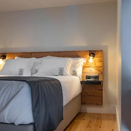 Porta 20 Boutique Bed and Breakfast 4*