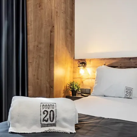 Bed & Breakfast Porta 20 Boutique Leiria