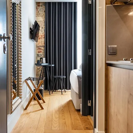 Bed & Breakfast Porta 20 Boutique Leiria
