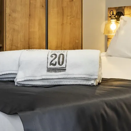 Porta 20 Boutique Bed and Breakfast Λεϊρία