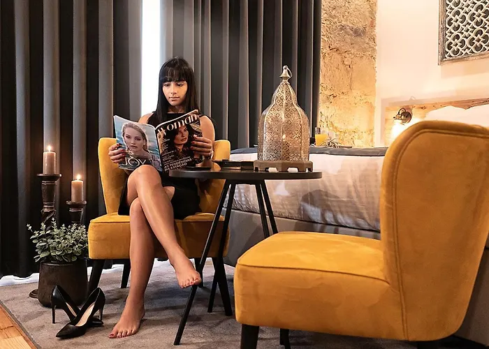 Bed & Breakfast Porta 20 Boutique Leiria