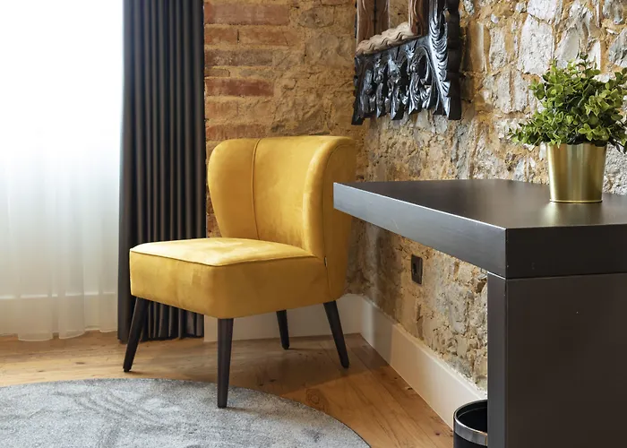 Porta 20 Boutique Bed & Breakfast 4*